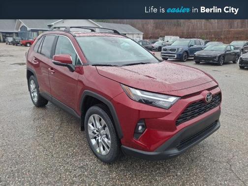 2025 Toyota RAV4 XLE Premium