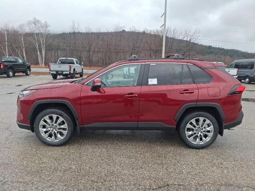 2025 Toyota RAV4 XLE Premium