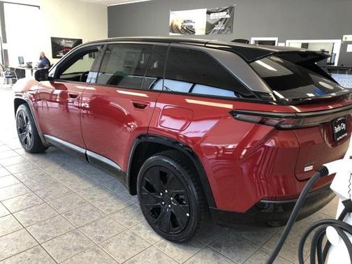 2025 Jeep Wagoneer S Launch Edition