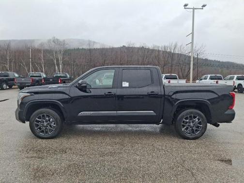 2026 Toyota Tundra Hybrid Platinum