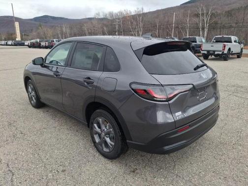 2026 Honda HR-V LX