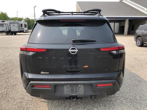 2024 Nissan Pathfinder Rock Creek 4WD