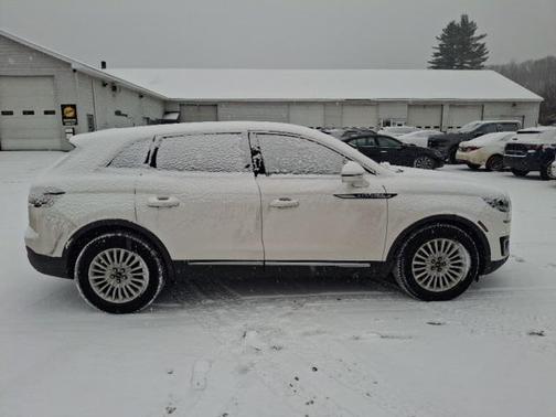 2019 Lincoln Nautilus Standard
