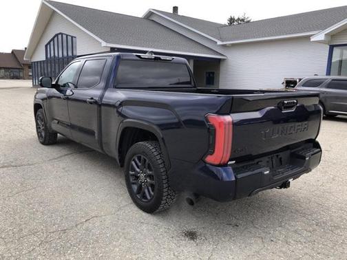 2023 Toyota Tundra Hybrid Platinum