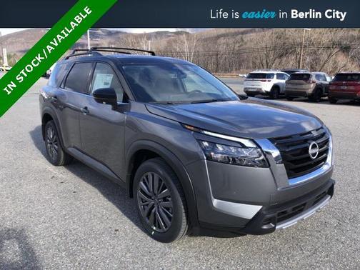 2025 Nissan Pathfinder SL 4WD