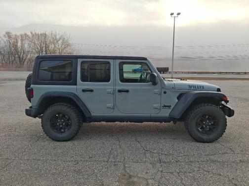 2024 Jeep Wrangler Willys