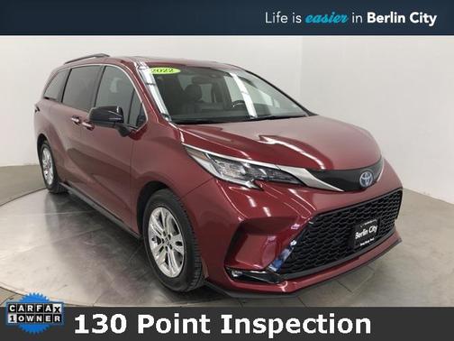 2022 Toyota Sienna XSE 7 Passenger