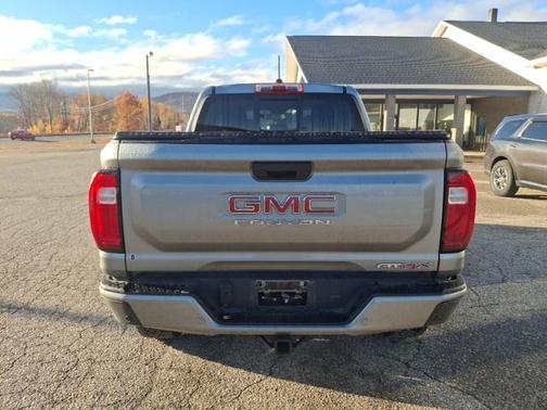 2024 GMC Canyon AT4X