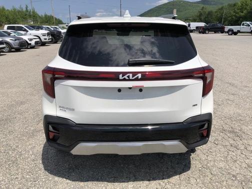 2025 Kia Seltos EX