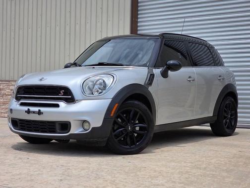 Crystal Silver Metallic 2016 MINI Countryman Cooper S