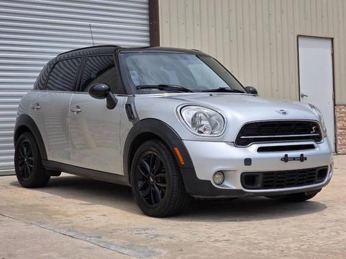Crystal Silver Metallic 2016 MINI Countryman Cooper S
