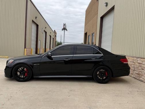 Jet Black 2016 Mercedes-Benz E-Class S 4MATIC