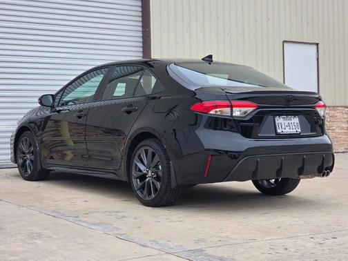 Midnight Black Metallic 2026 Toyota Corolla SE