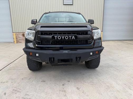 2014 Toyota Tundra SR5