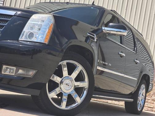 2009 Cadillac Escalade ESV Standard