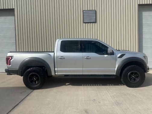 2017 Ford F-150 Raptor