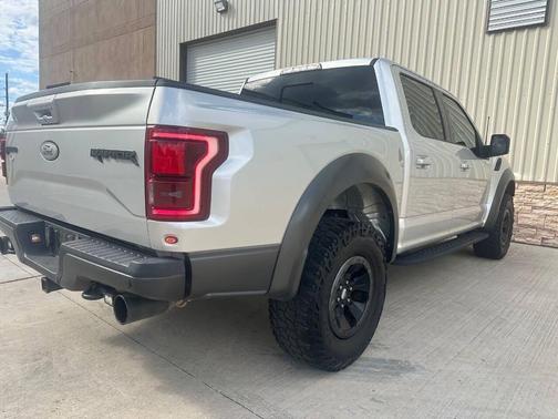 2017 Ford F-150 Raptor