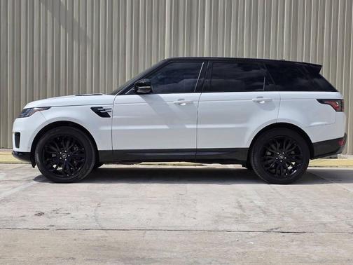 Yulong White Metallic 2019 Land Rover Range Rover Sport HSE