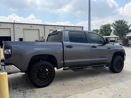 Magnetic Gray Metallic 2017 Toyota Tundra SR5