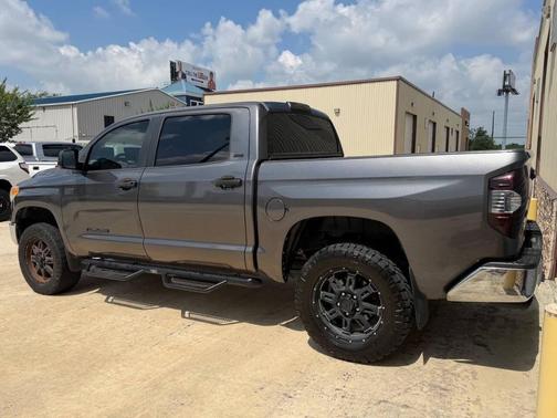 Magnetic Gray Metallic 2017 Toyota Tundra SR5