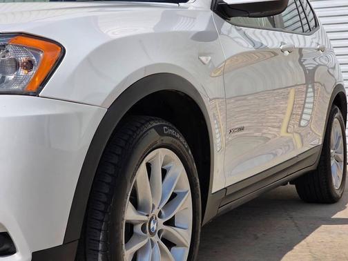 Alpine White 2013 BMW X3 xDrive28i