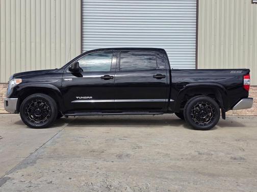 2014 Toyota Tundra SR5