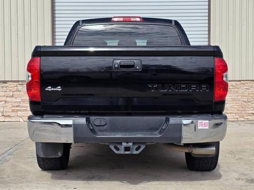 2014 Toyota Tundra SR5