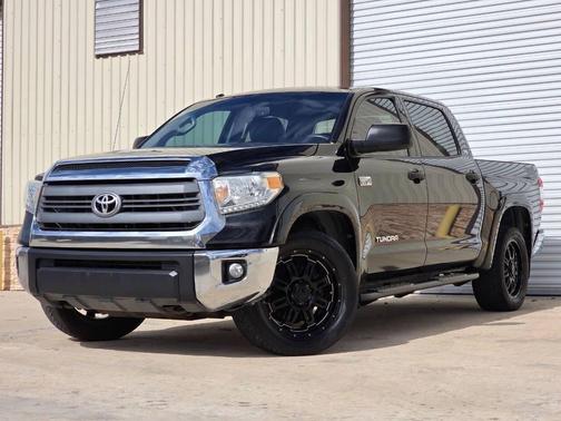 2014 Toyota Tundra SR5
