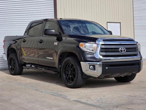 2014 Toyota Tundra SR5
