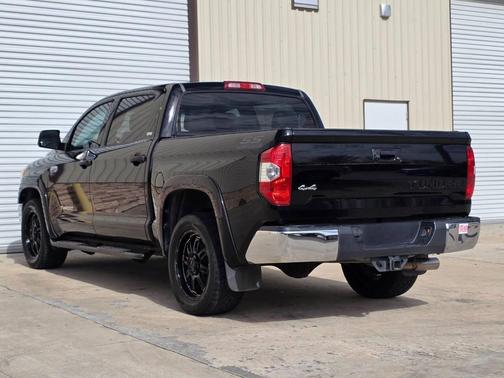 2014 Toyota Tundra SR5