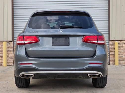 2016 Mercedes-Benz GLC 300 Base