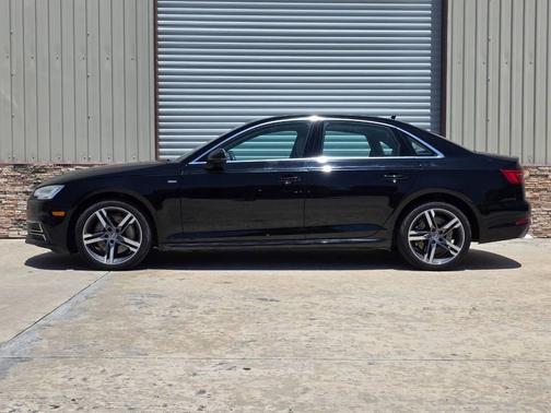 Mythos Black Metallic 2017 Audi A4 2.0T Premium Plus