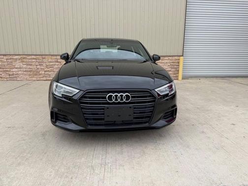 Mythos Black Metallic 2019 Audi A3 Premium