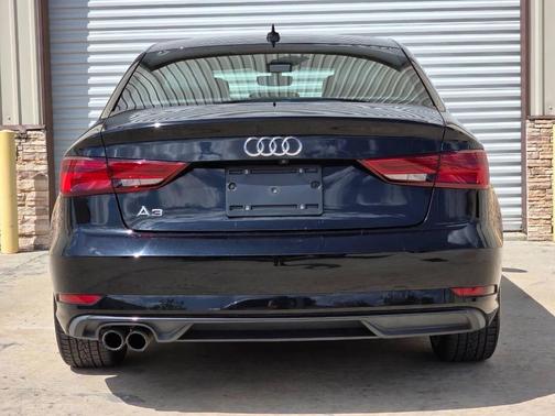 Mythos Black Metallic 2019 Audi A3 Premium