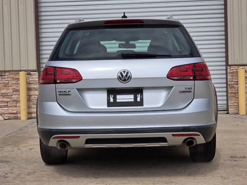 2017 Volkswagen Golf Alltrack TSI SE