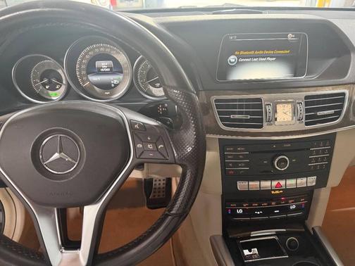 2016 Mercedes-Benz E-Class E 350 4dr Sedan