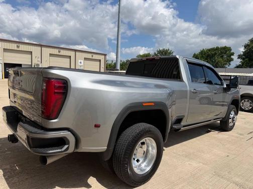 Sterling Metallic 2025 GMC Sierra 3500 Denali