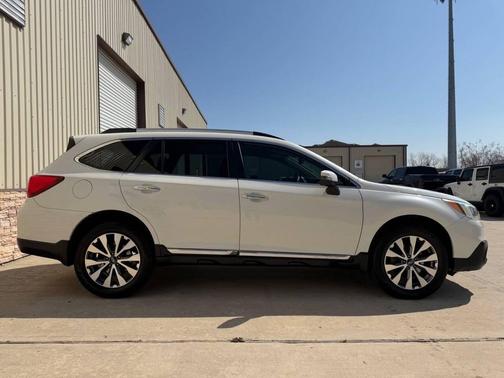 2017 Subaru Outback 3.6R Touring