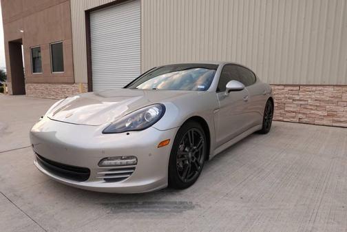 2013 Porsche Panamera 4S