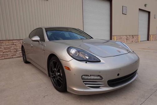 2013 Porsche Panamera 4S