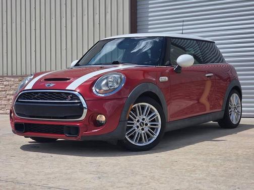 Blazing Red Metallic 2016 MINI Hardtop Cooper S