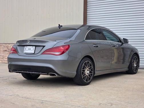 Mountain Gray Metallic 2014 Mercedes-Benz CLA-Class Base