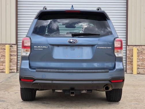 2018 Subaru Forester 2.5i Touring