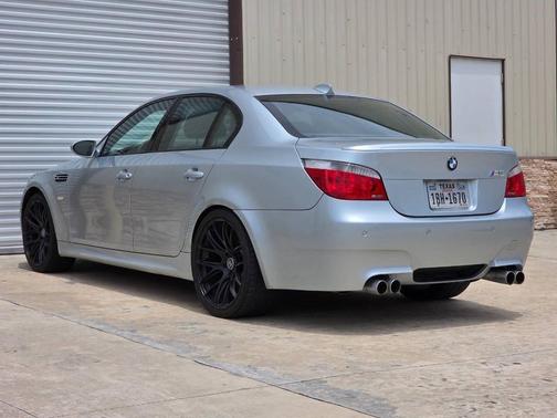 Silverstone Silver Metallic 2006 BMW M5 Base