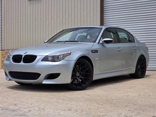 Silverstone Silver Metallic 2006 BMW M5 Base