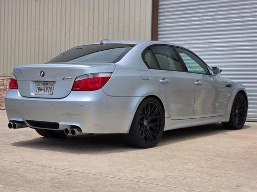 Silverstone Silver Metallic 2006 BMW M5 Base