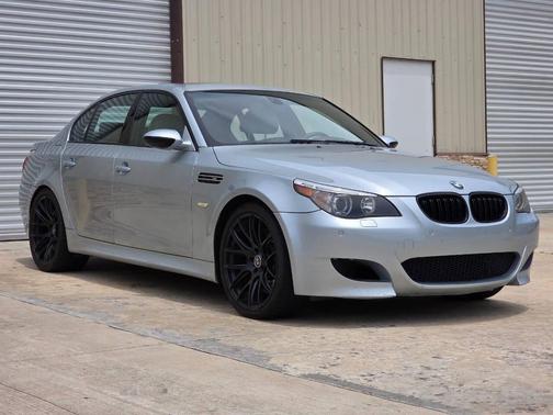 Silverstone Silver Metallic 2006 BMW M5 Base
