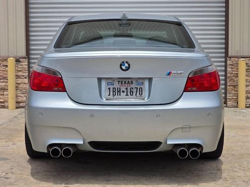 Silverstone Silver Metallic 2006 BMW M5 Base