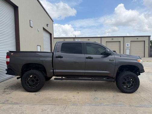 Magnetic Gray Metallic 2016 Toyota Tundra SR5