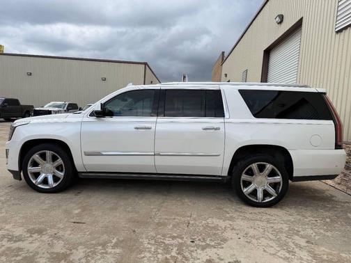 2018 Cadillac Escalade ESV Premium Luxury